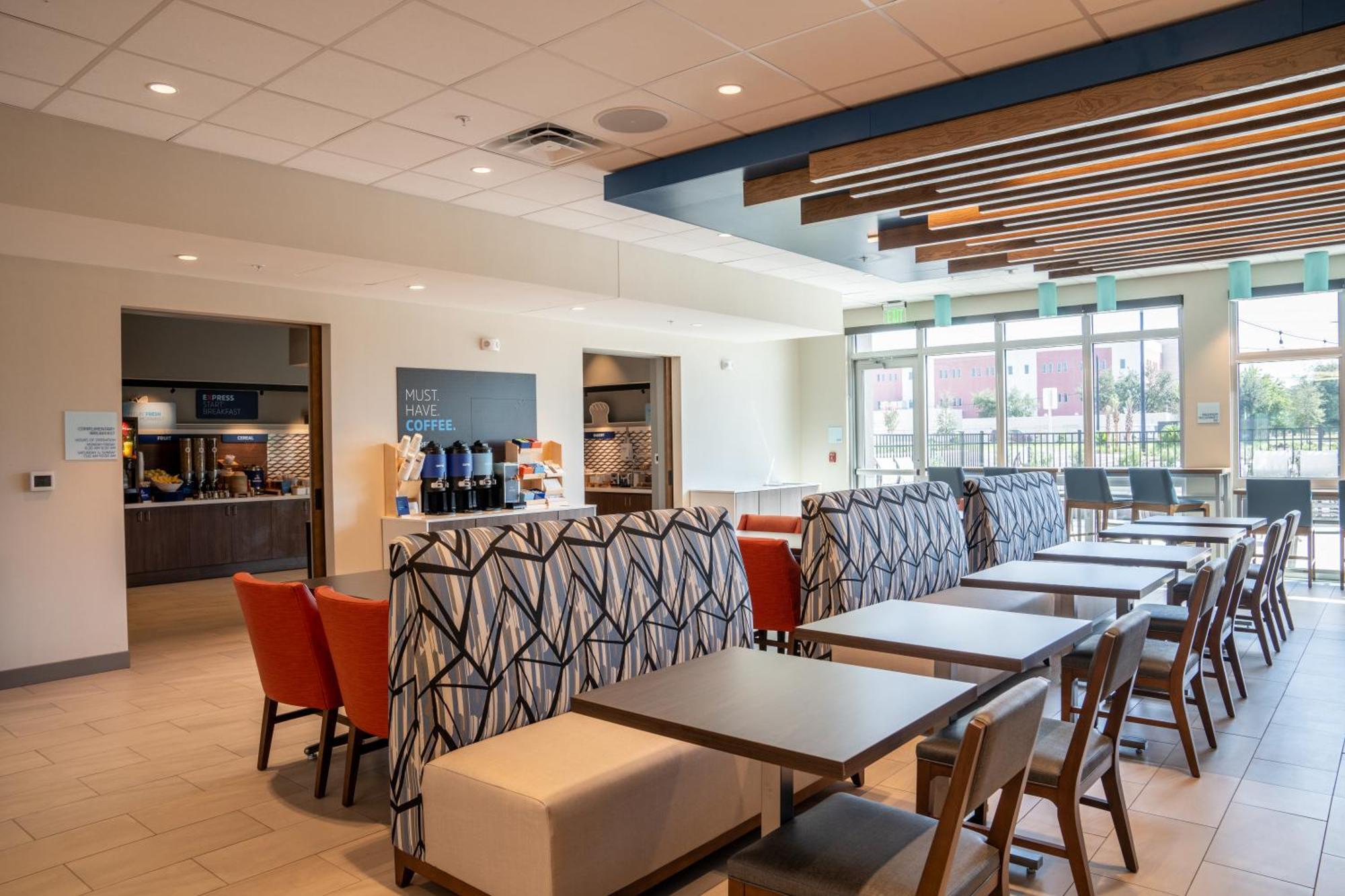 Holiday Inn Express & Suites Fort Walton Beach - Eglin Area By Ihg Εξωτερικό φωτογραφία