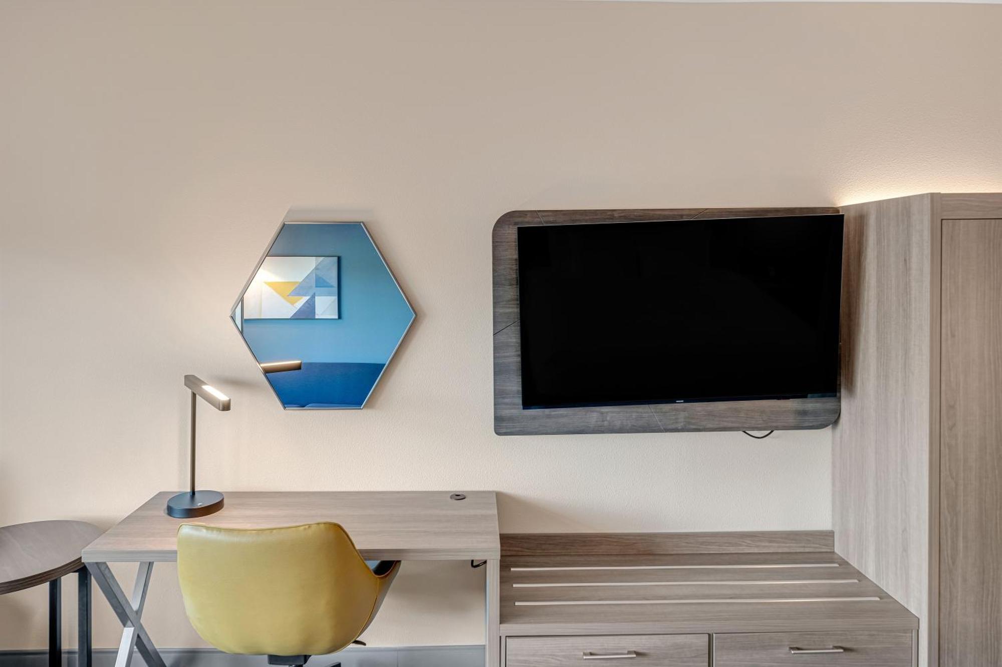Holiday Inn Express & Suites Fort Walton Beach - Eglin Area By Ihg Εξωτερικό φωτογραφία